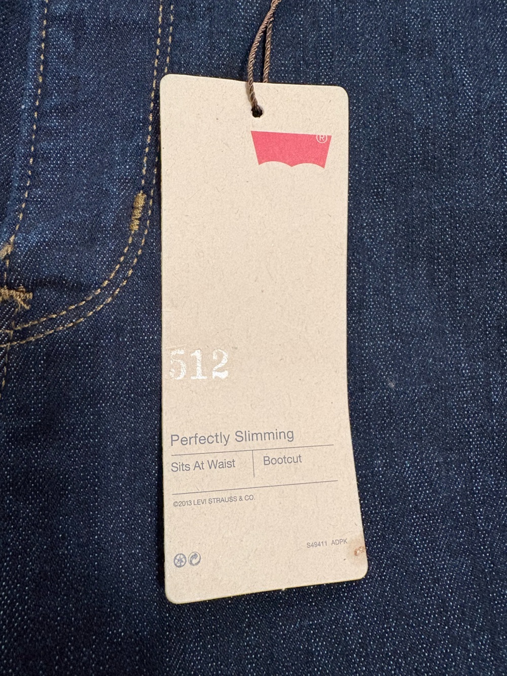 Levi's Dark Perfectly Sliming Blue boot cut Jeans - Picture 4 of 9